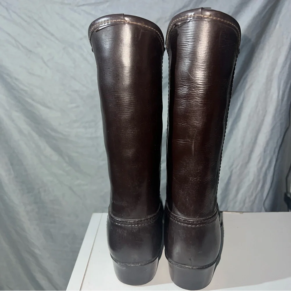 Weatherproof Women’s Heeled Boots - Picture 6 of 10